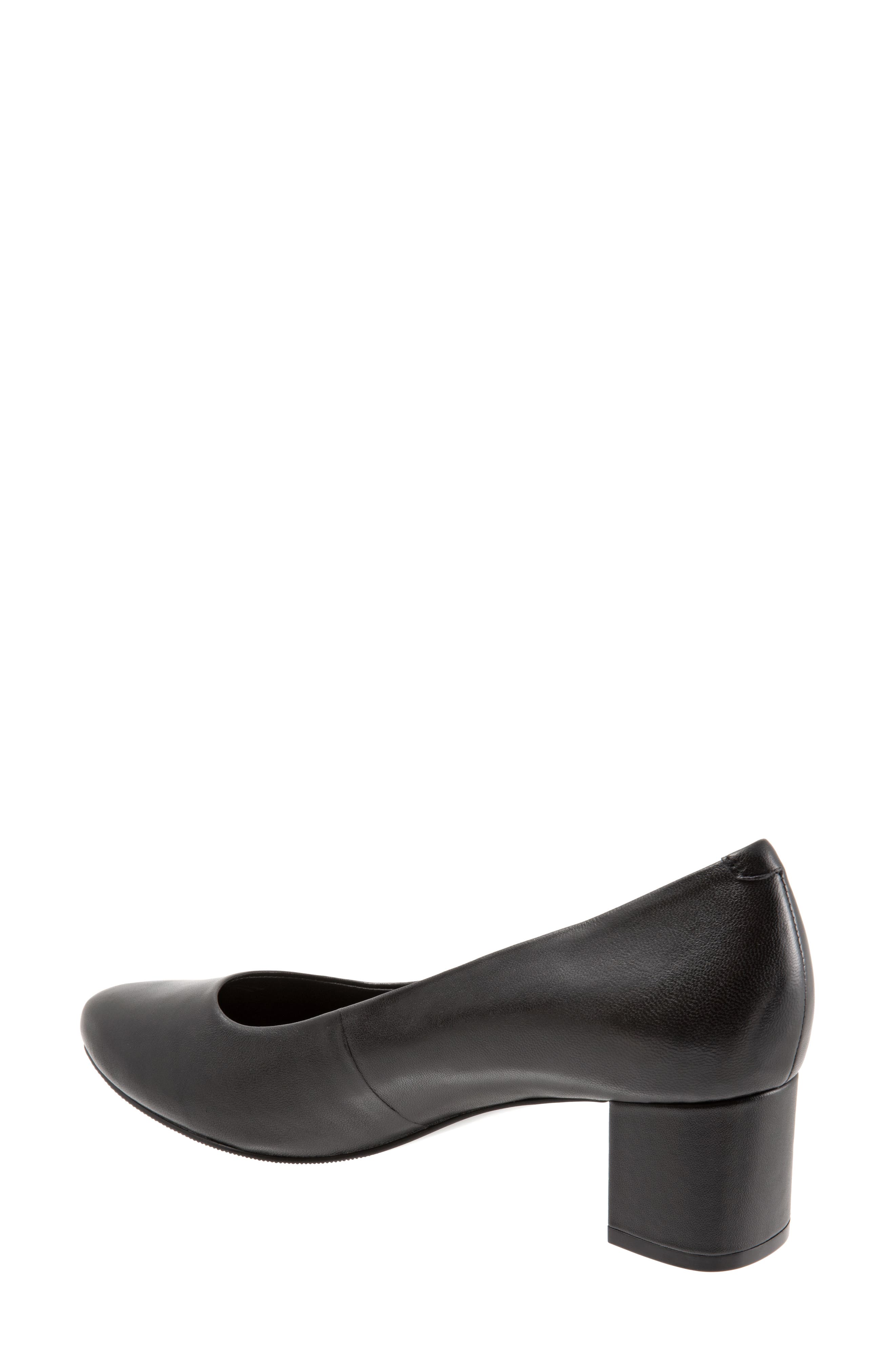 Trotters Kari Pointy Toe Pump, Alternate, color, 