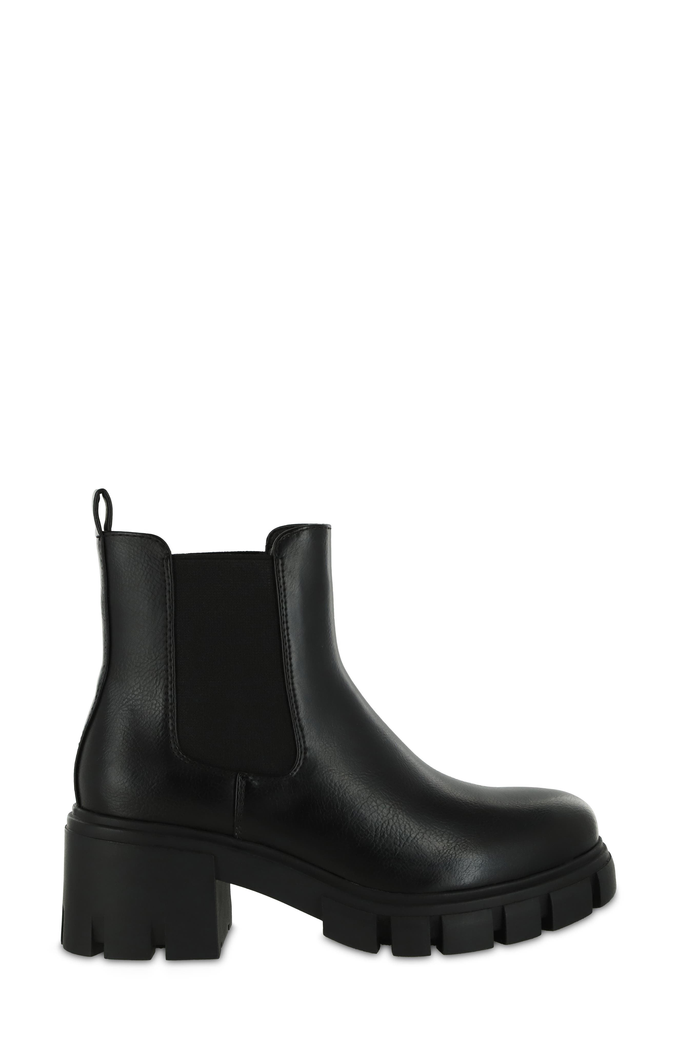 MIA Ivy Lug Sole Chelsea Boot, Alternate, color, 