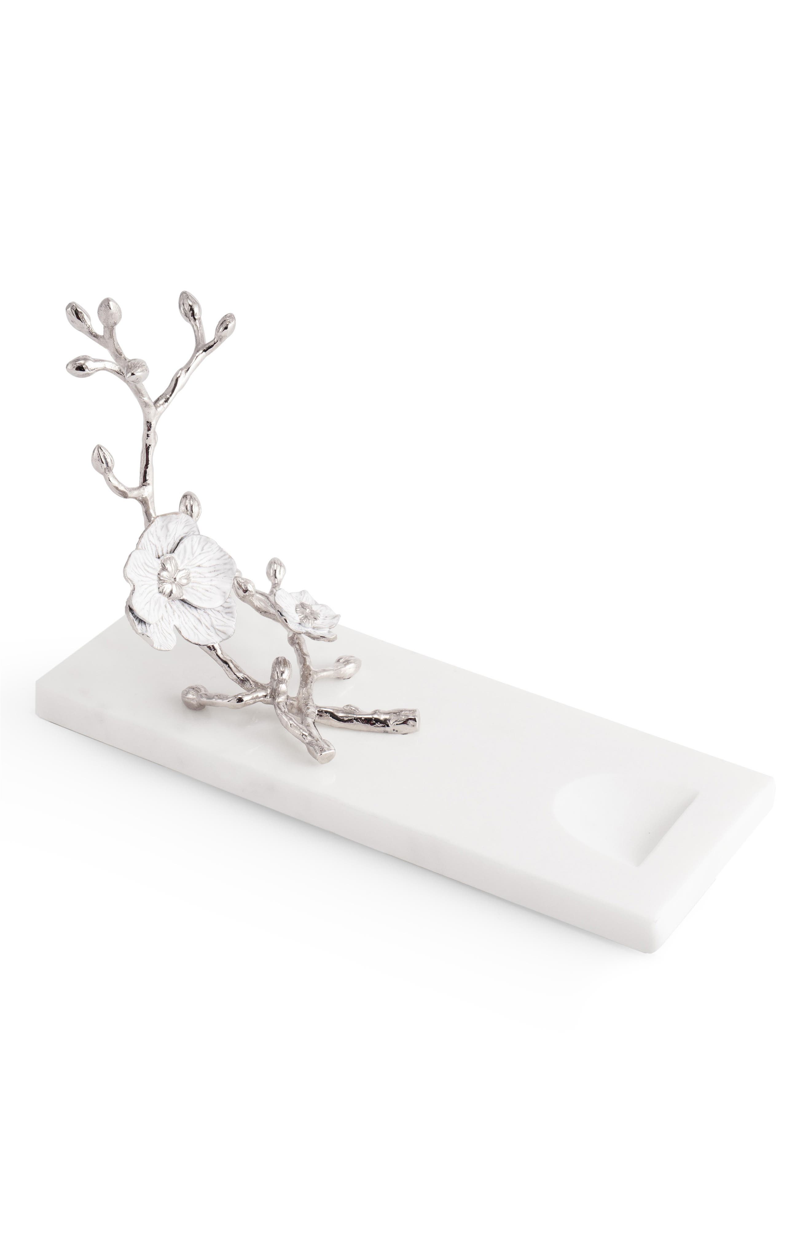 selected SILVER