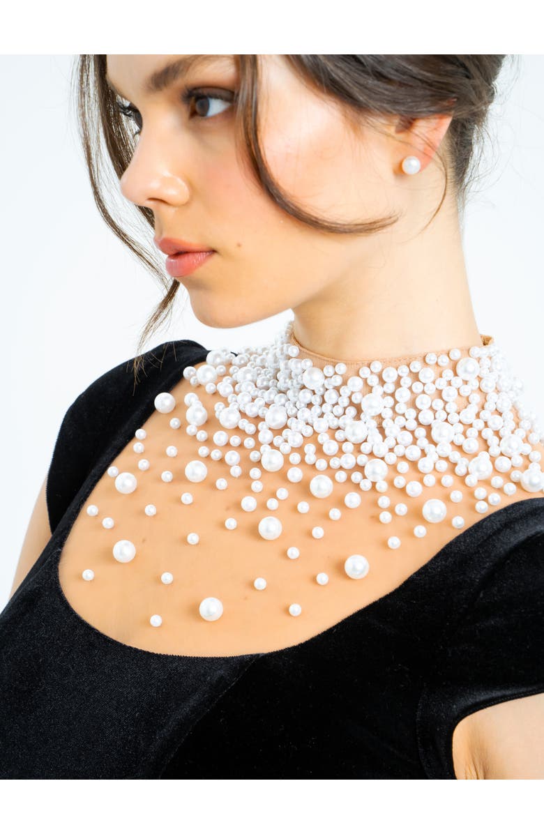 Miss Circle Freshwater Pearl Vermeil Studs, Alternate, color, White