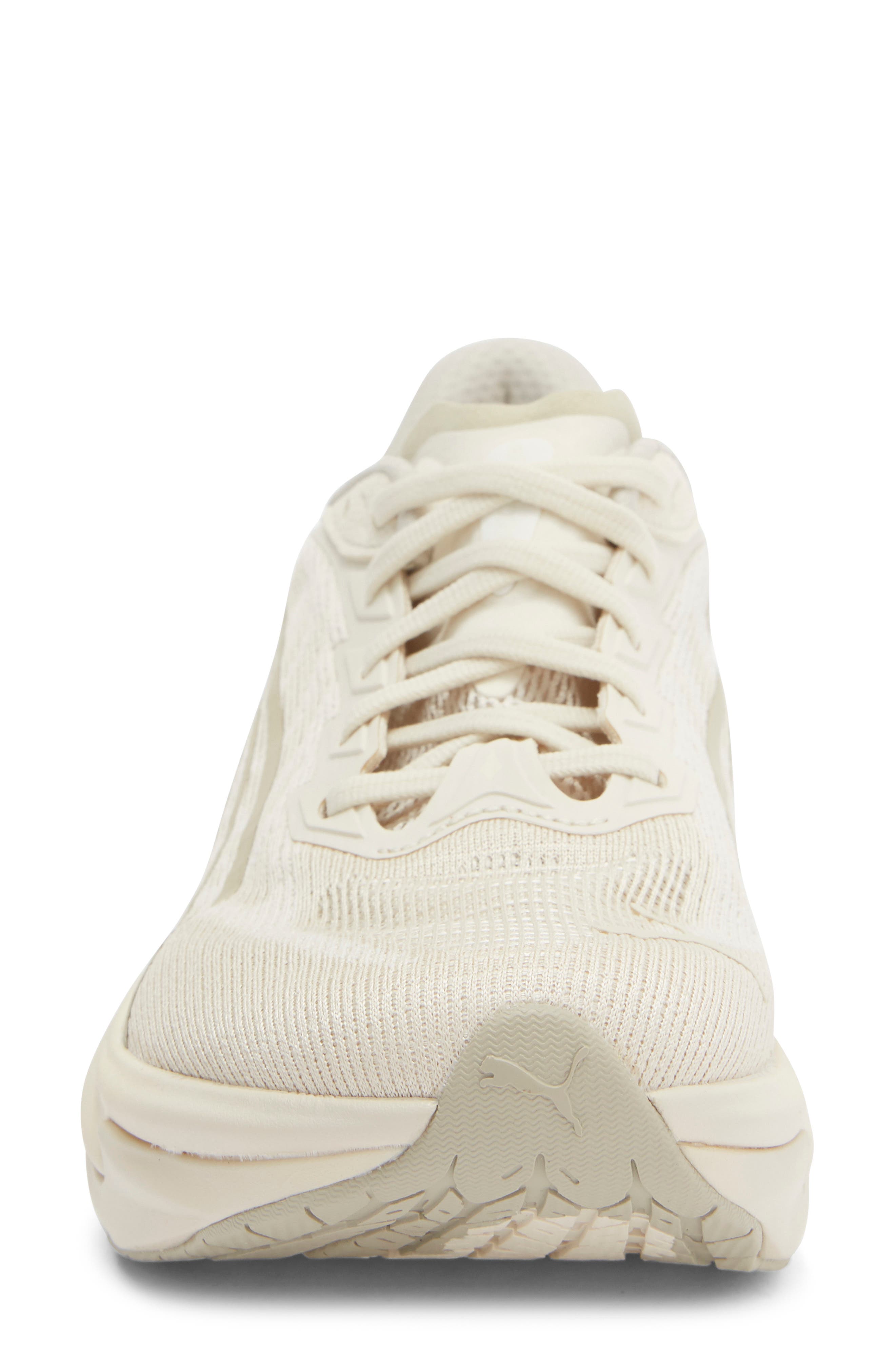 PUMA Deviate Nitro 4 Running Shoe, Alternate, color, Alpine Snow/ Warm White