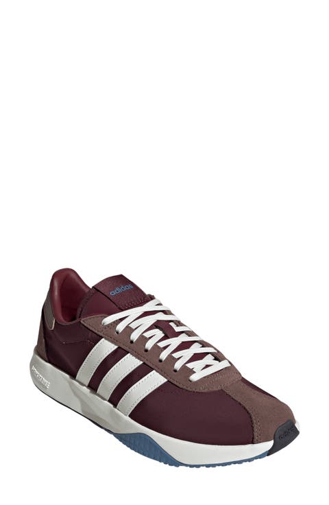 76/26 Sneaker (Women)