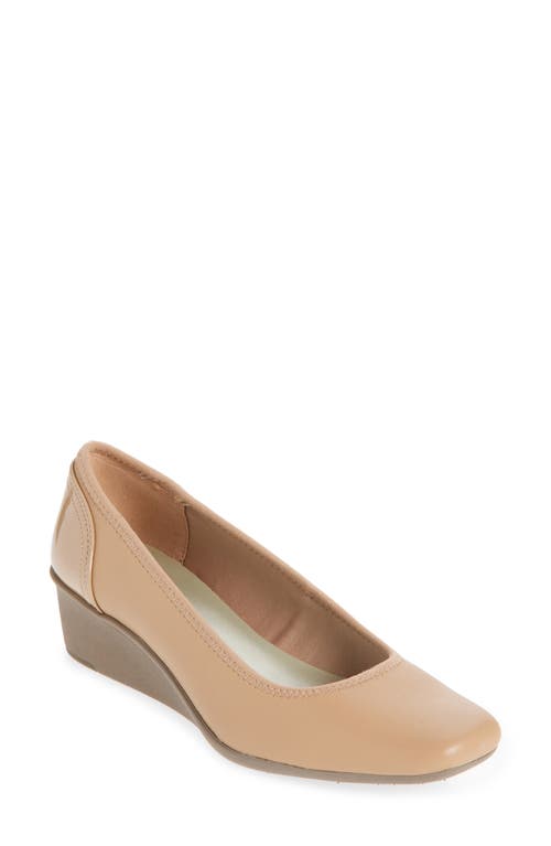 Anne Klein Wisher Pump
