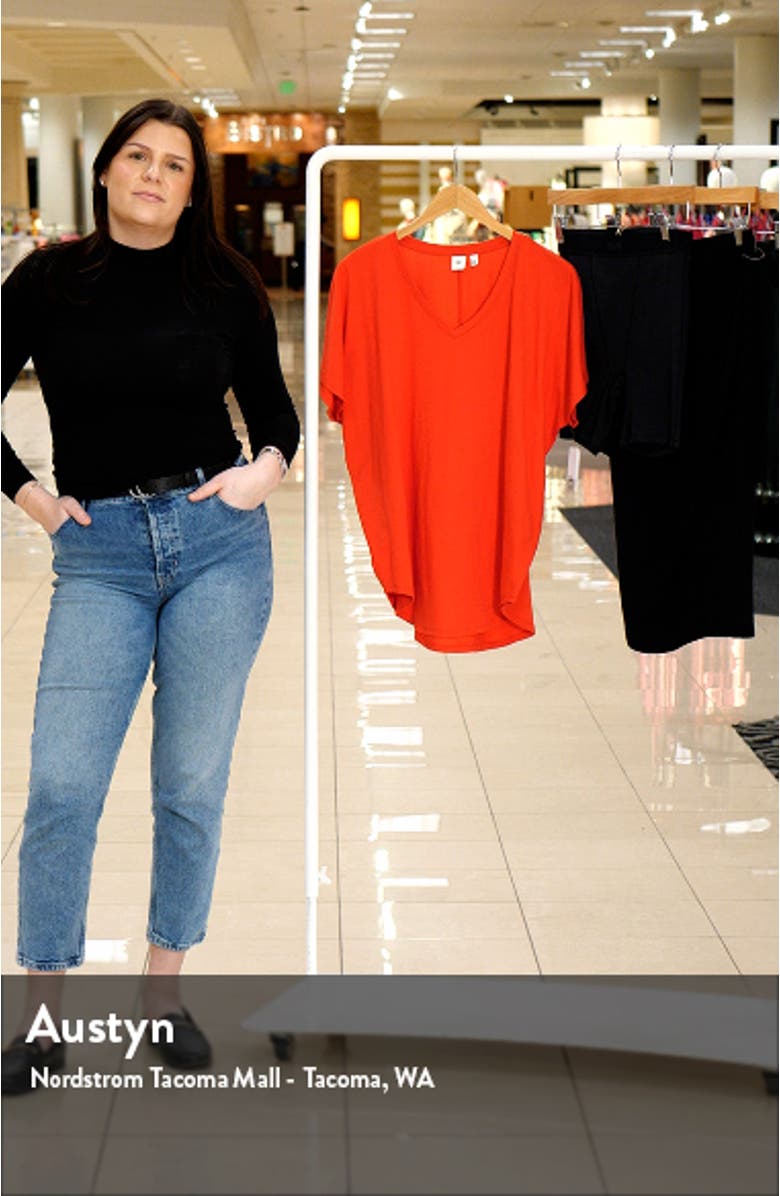 Sleepy Lounge Tee, sales video thumbnail