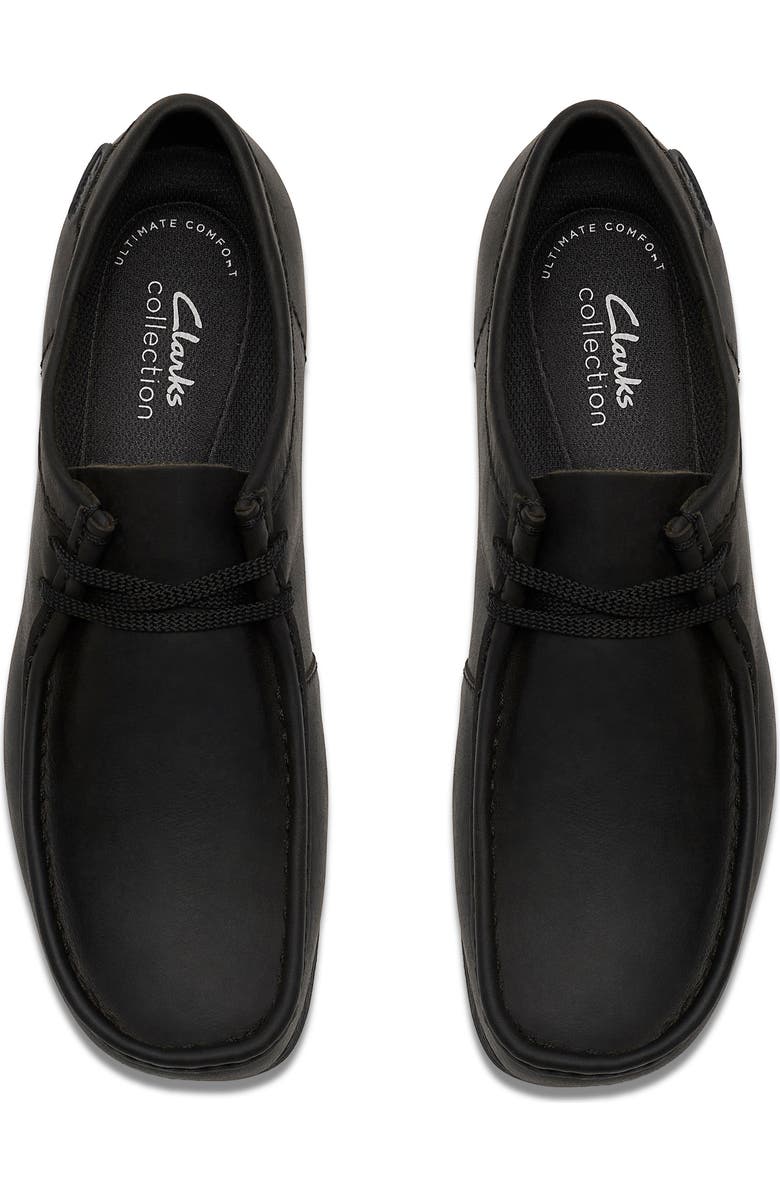 Clarks<sup>®</sup> Wallaston Low Chukka Boot, Alternate, color, Black