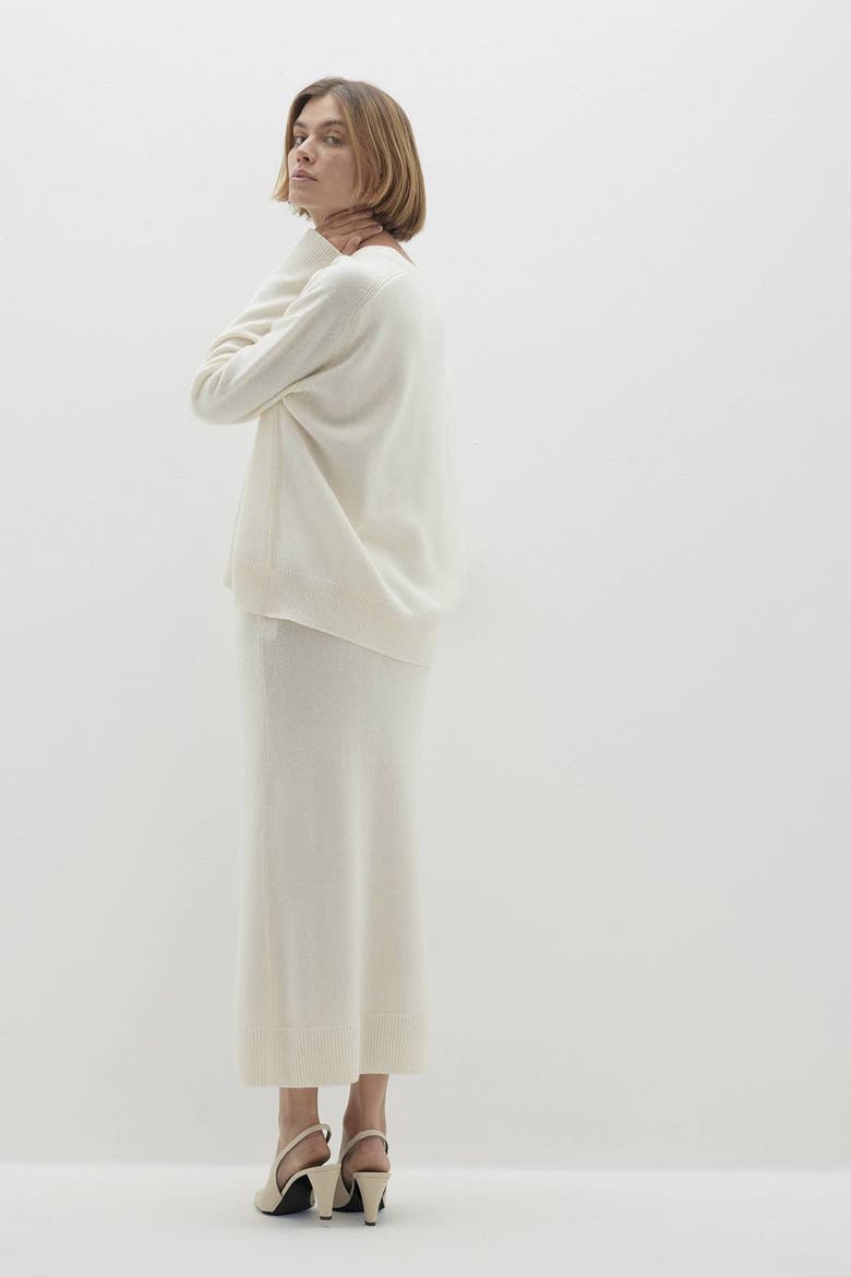 Sydney V-Neck Cashmere Sweater, Alternate, color, Ecru