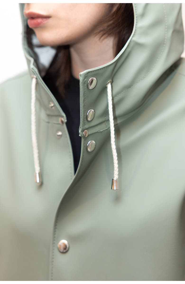 Stutterheim Stockholm Long Sleeve Hooded Raincoat, Alternate, color, Khaki Green