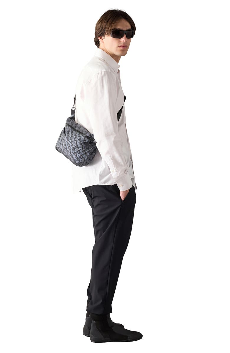 Moose Knuckles Knox Packable Rain Jacket, Alternate, color, Black