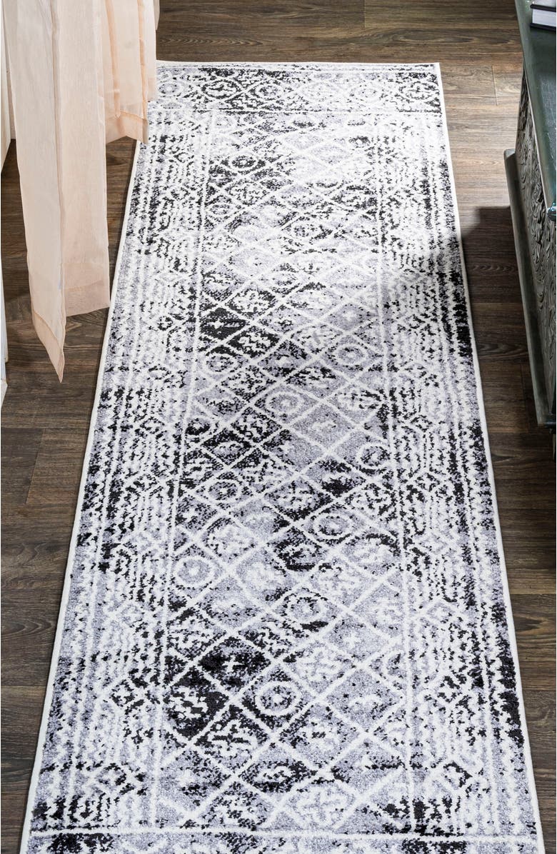 JONATHAN Y Iften Moroccan Geometric Distressed Area Rug, Alternate, color, Ivory/Black
