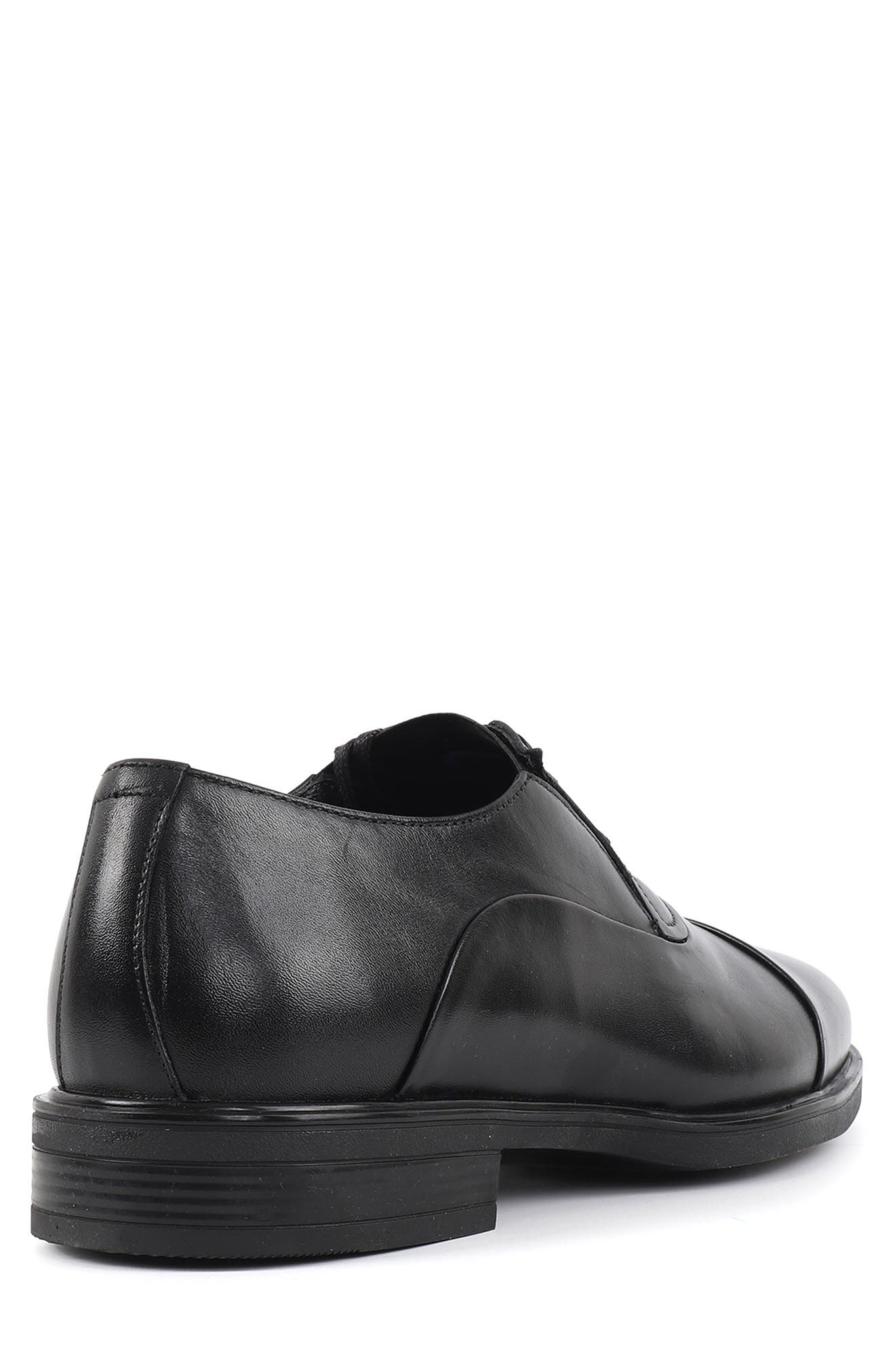VELLAPAIS Babuino Cap Toe Oxford, Alternate, color, Black