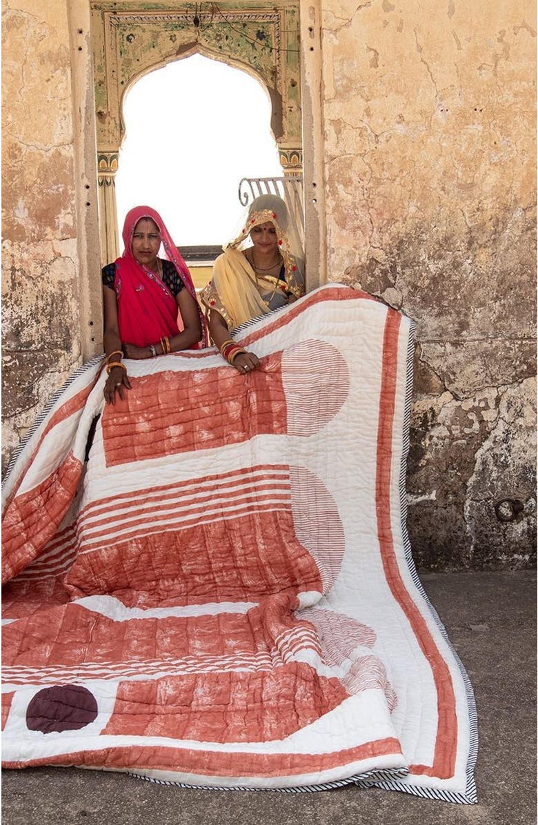 CQC LA Bauhaus Quilt Twin with 2 shams, Alternate, color, Orange, White