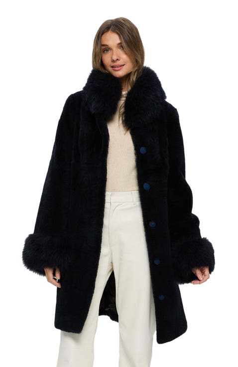 Sheared Cashmere Goat Stroller