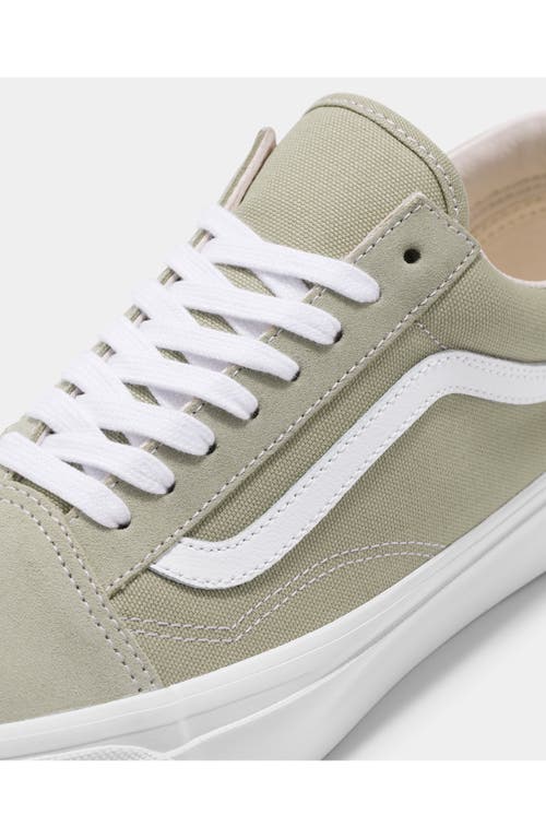 Vans Old Skool Low Top Sneaker In Green