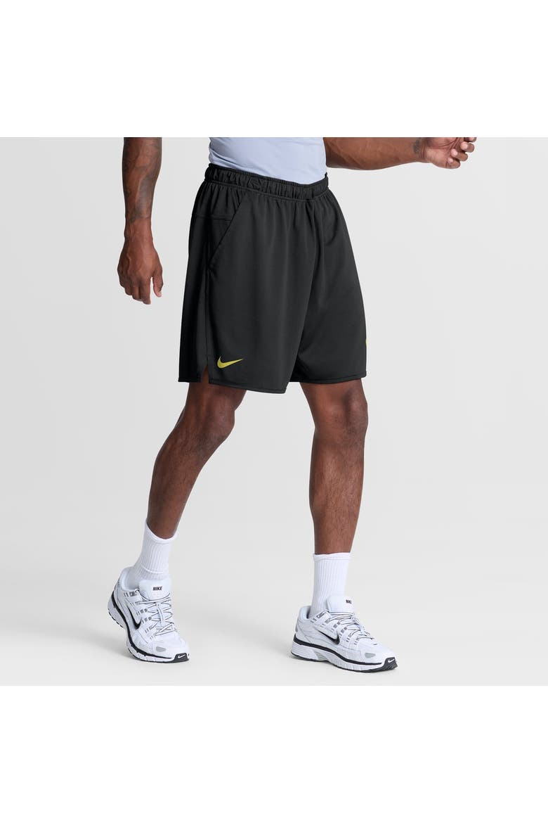 Men's Nike Black Oregon Ducks Totality Dri-FIT Shorts, Alternate, color, Black