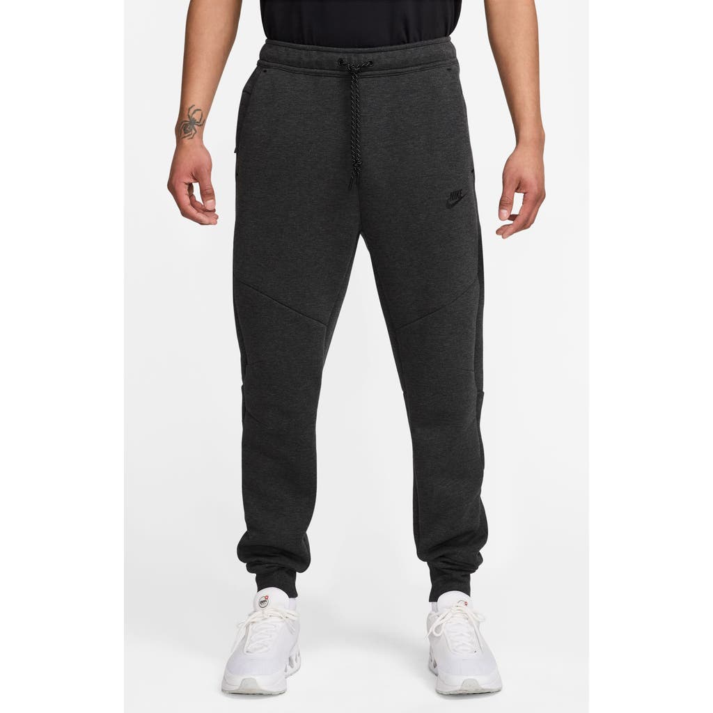 Nike Tech Fleece Joggers In Black