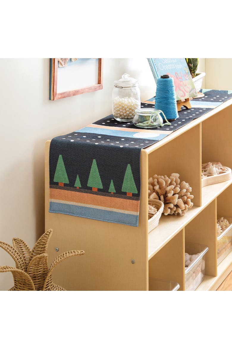 Winter Decorative Runner, Alternate, color, Blue