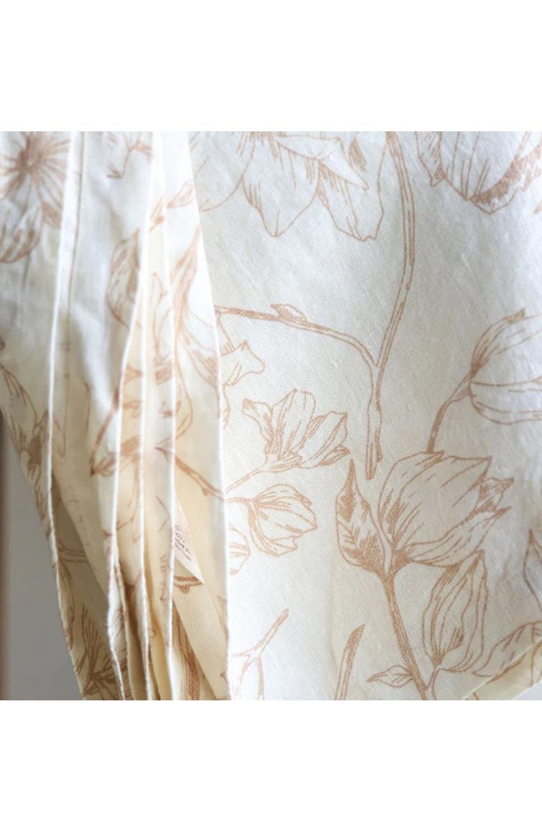 CG Hunter Blush Lilies Tablecloth, Alternate, color, Soft Blush