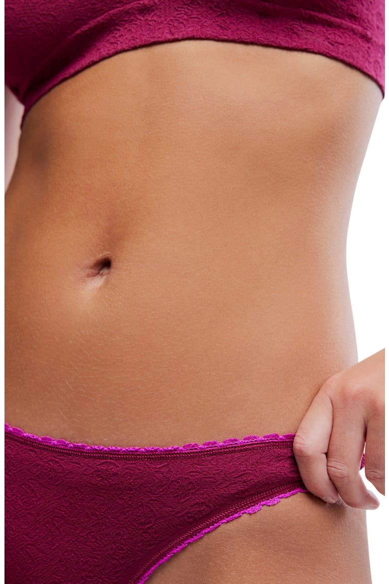 Intimately FP Sweet Point Seamless Thong, Alternate, color, BEAU BERRY COMBO