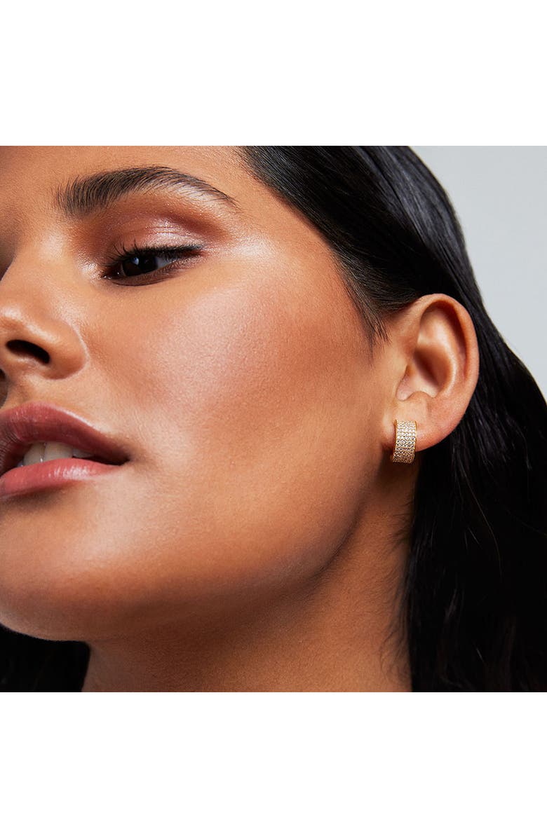 Dean Davidson Petit Pavé Thick Huggie Earrings, Alternate, color, White Topaz/ Gold