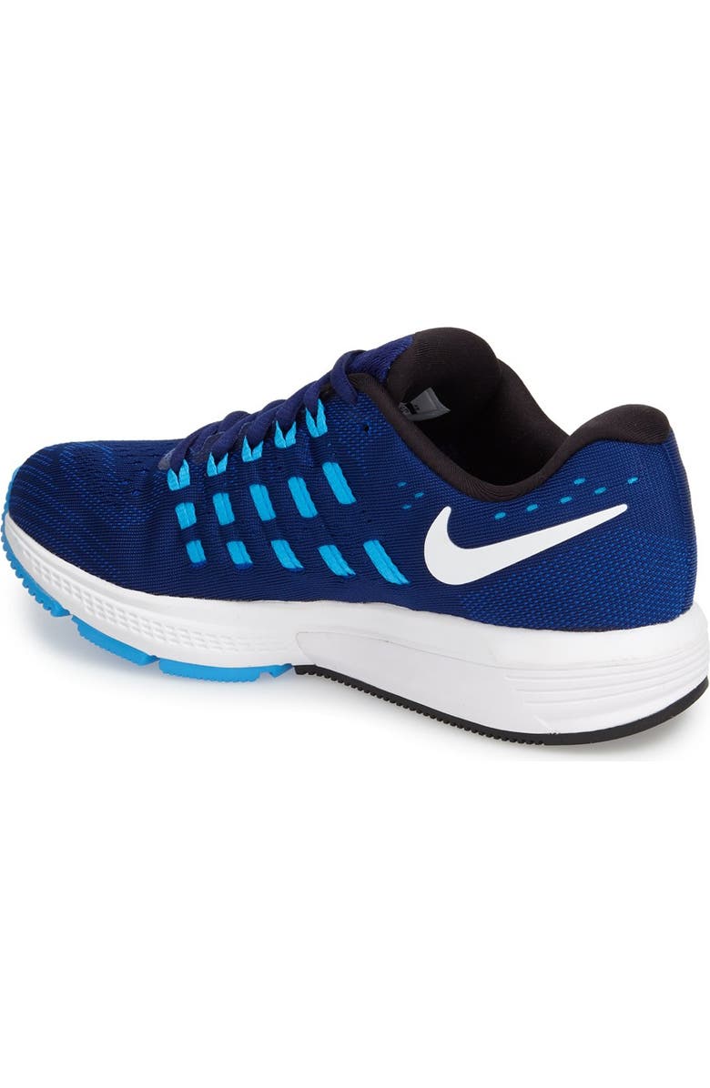 Nike Air Zoom Vomero 11 Sneaker, Alternate, color,