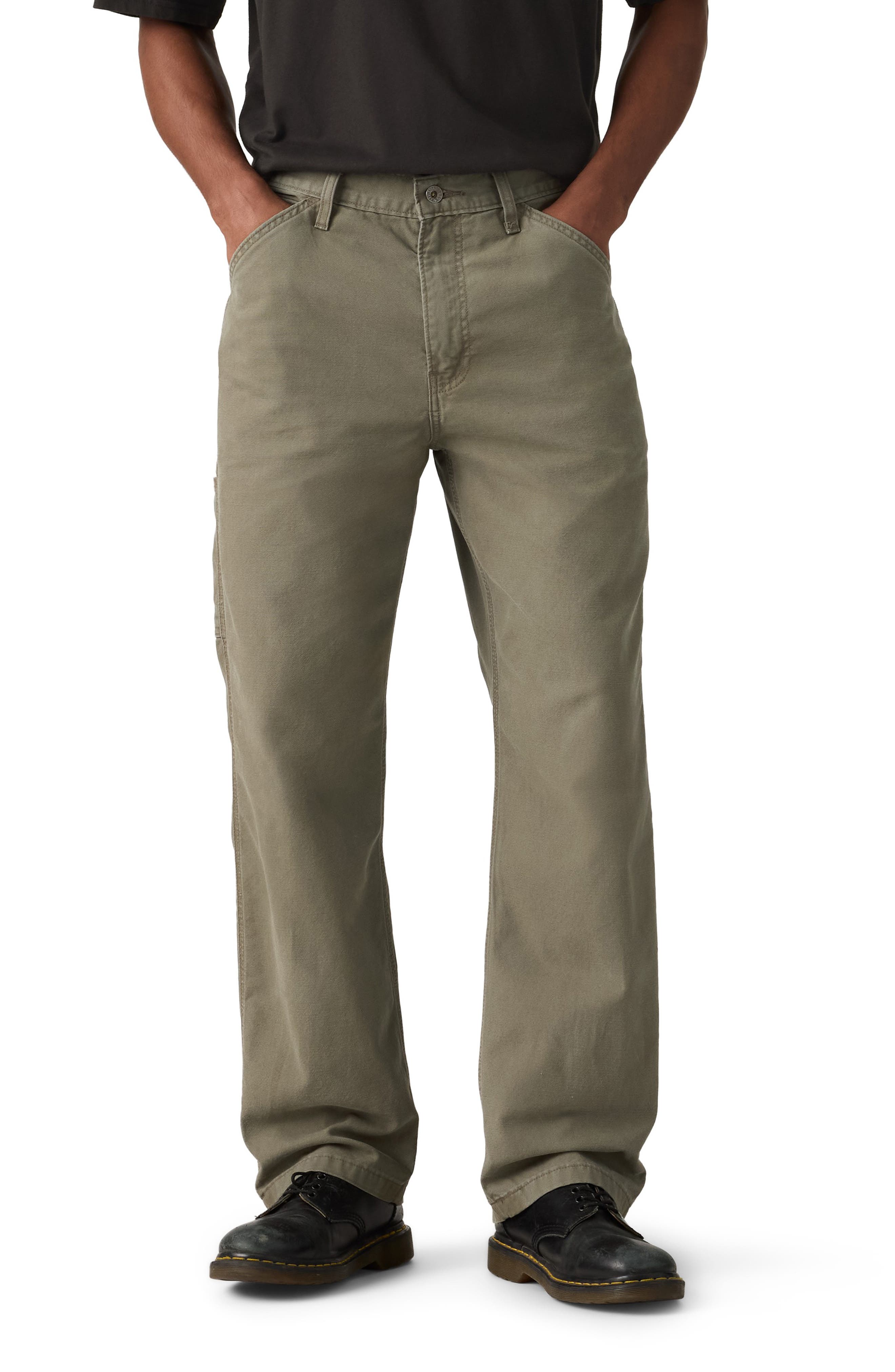 568 Loose Straight Leg Carpenter Jeans
