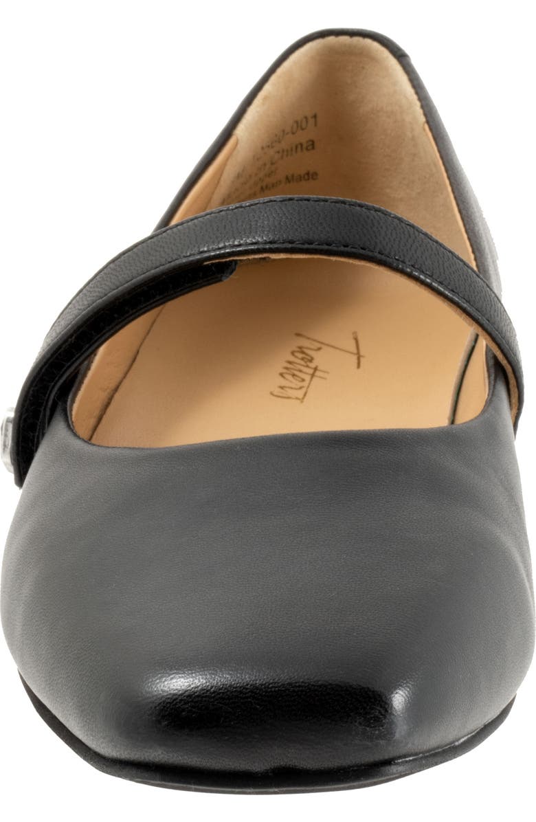 SoftWalk<sup>®</sup> Hazel Mary Jane Flat, Alternate, color, Black