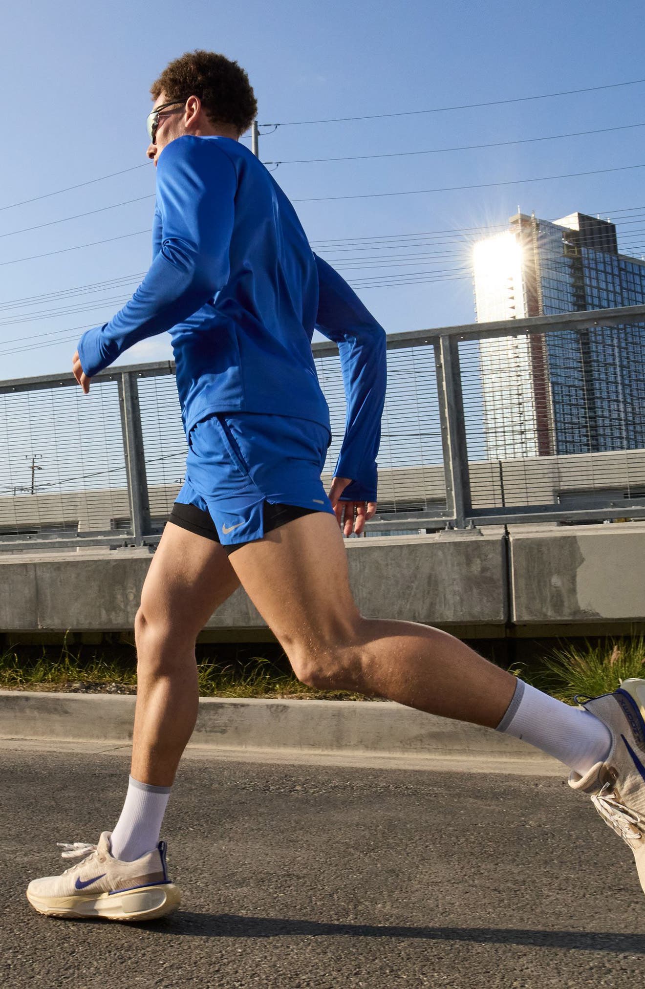 Nike ZoomX Invincible Run 3 Running Shoe, Alternate, color, Sanddrift/ Concord