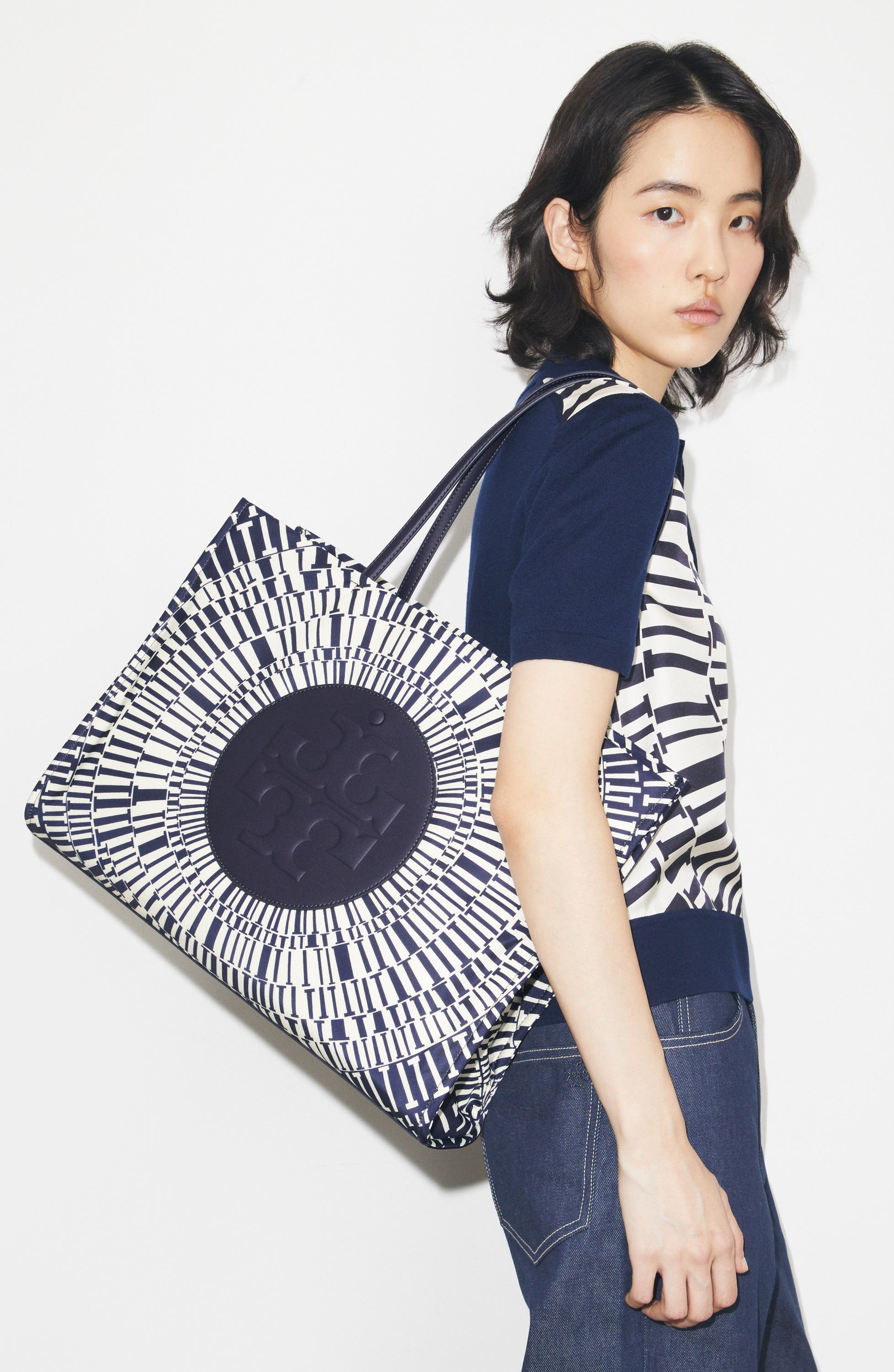 Ella Print Tote, Alternate, color, NAVY CIRCLE