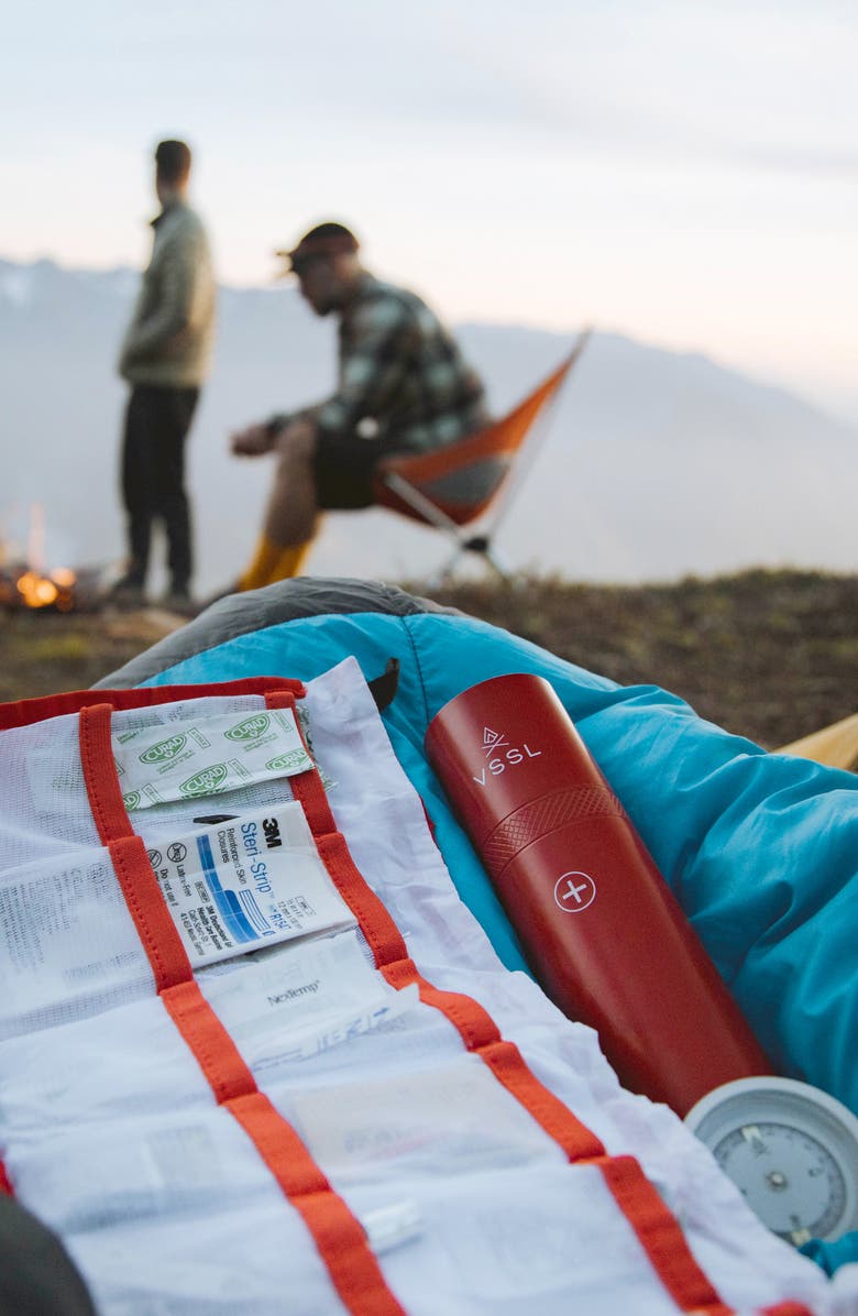 VSSL First Aid Waterproof Flashlight, Alternate, color, 