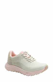 Revl Sneaker