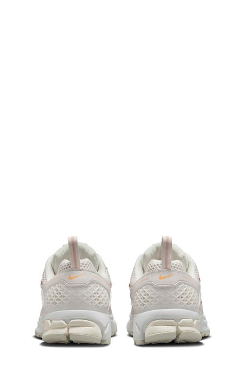 Nike Zoom Vomero 5 Sneaker In Phantom/brown/white