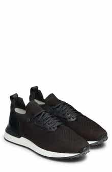 Stratus Sneaker