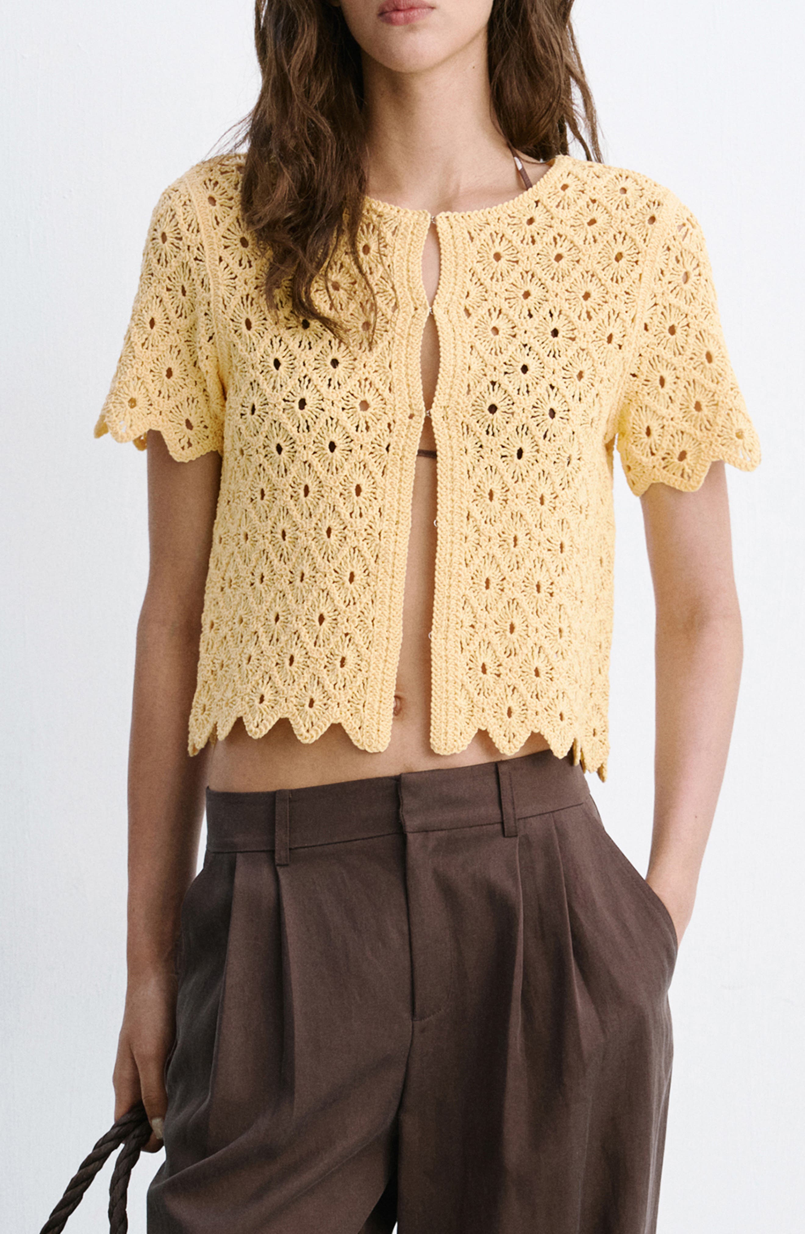 selected YELLOW
