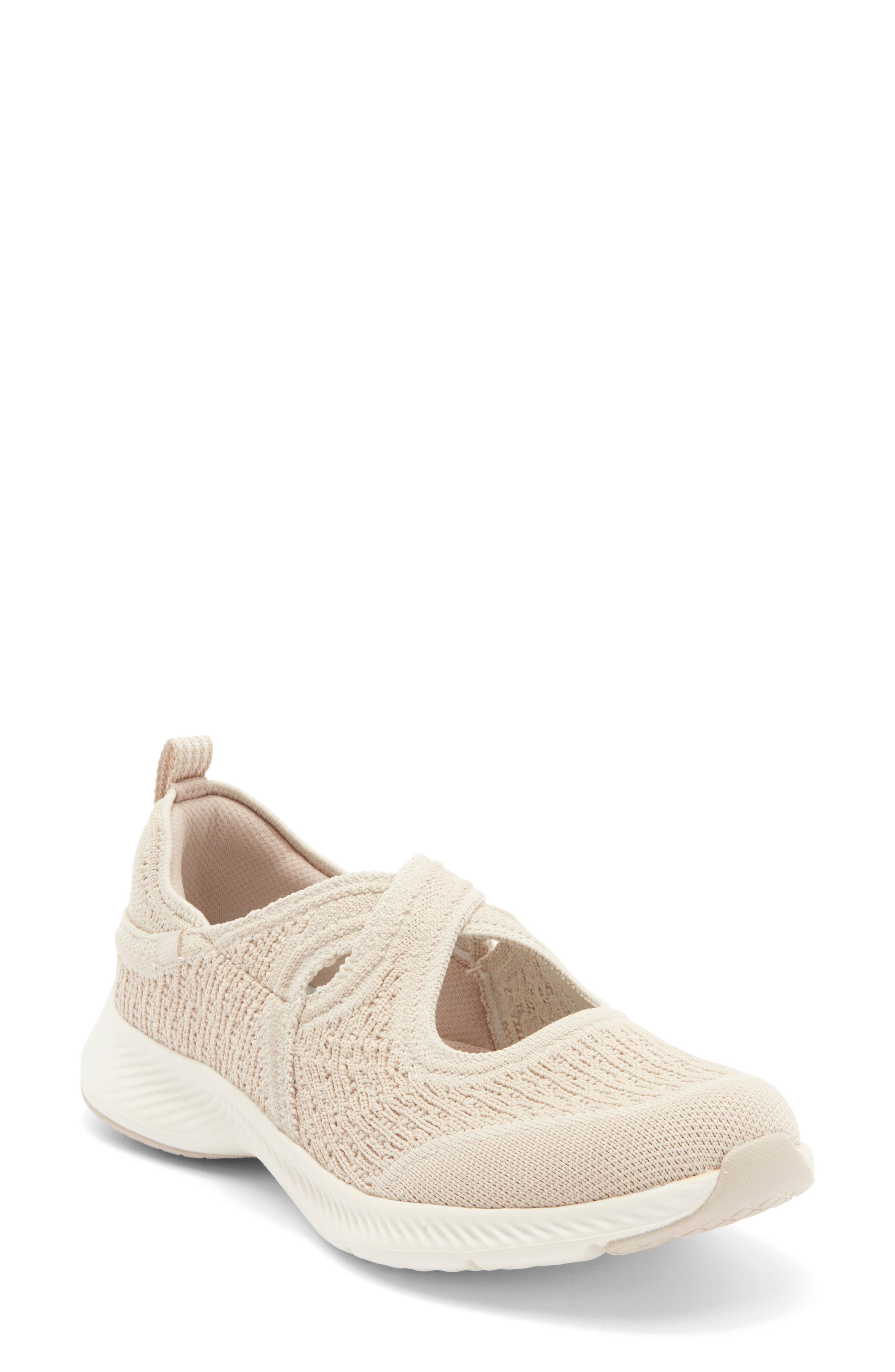 SKECHERS Vapor Foam Move Aster Slip-On Sneaker