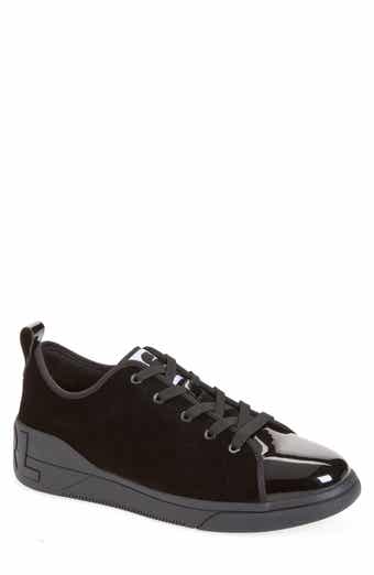 Aimon Court Sneaker