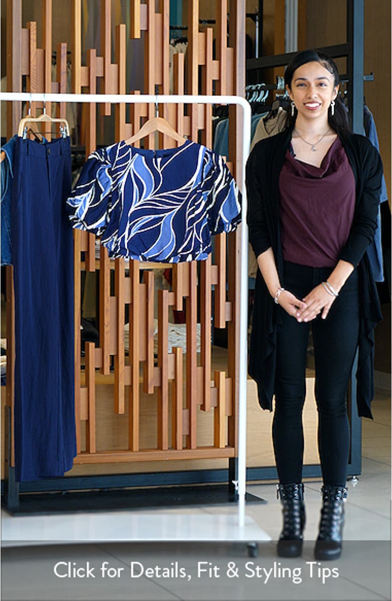 Print Puff Sleeve Crop Top, sales video thumbnail