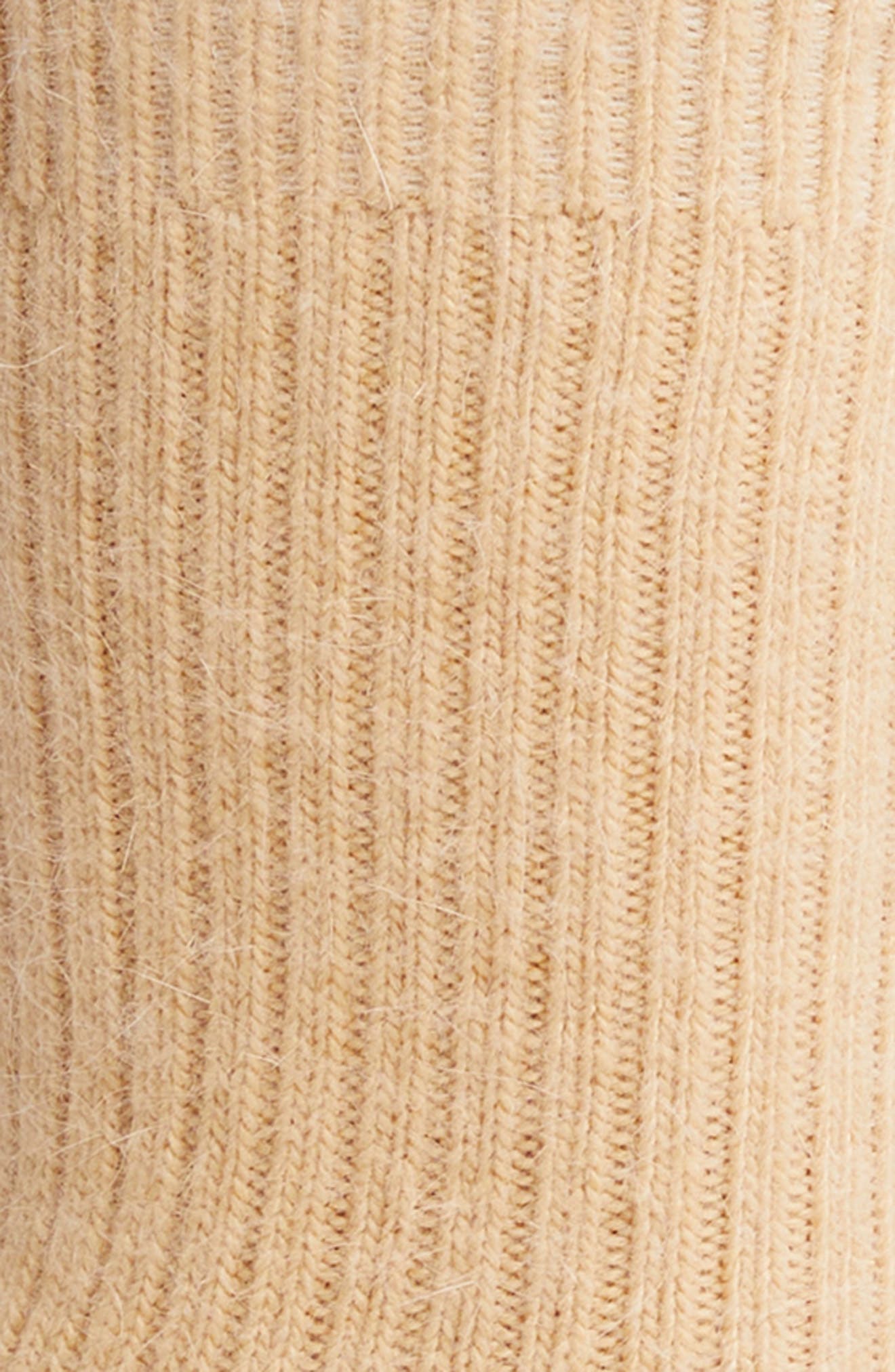 Cashmere Blend Cloud Socks - image 2