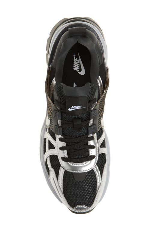 Nike V2k Run Sneaker