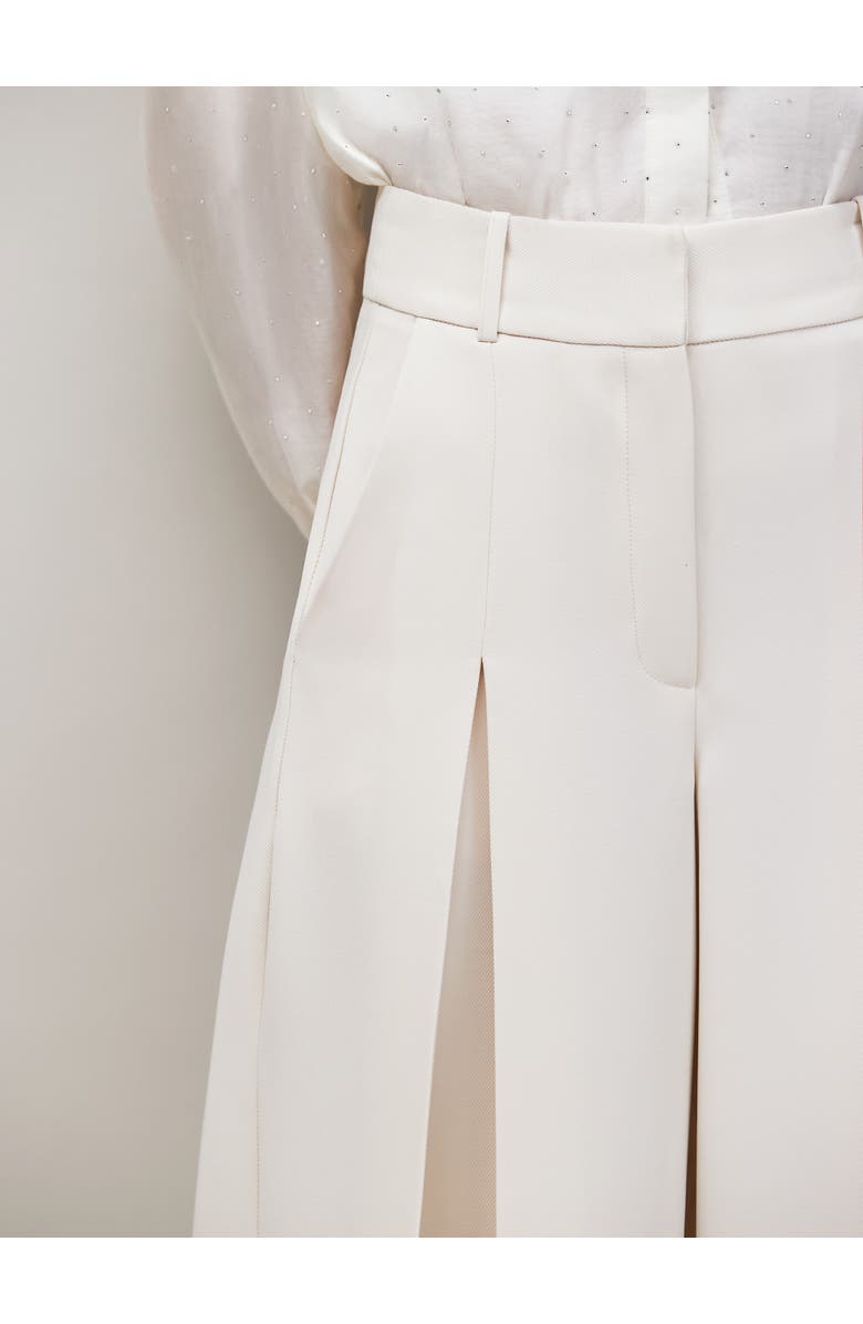Ro&Zo Pleat Detail Wide Leg Pants, Alternate, color, Cream