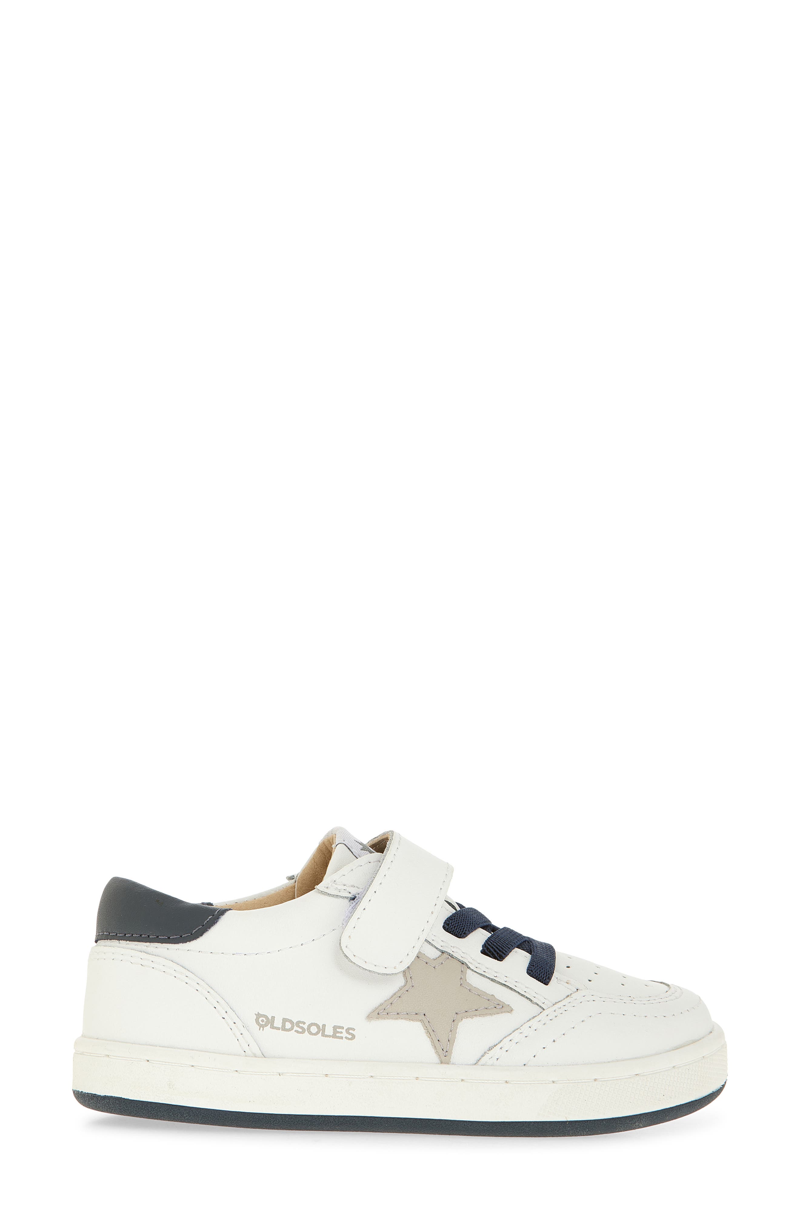 Kids' Platinum Runner Sneaker, Alternate, color, SNOW/GRIS/NAVY