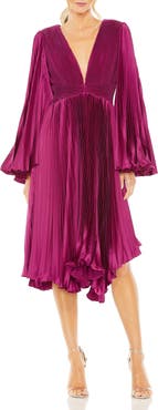 Mac Duggal Pleated V-Neck Flare Sleeve Dress