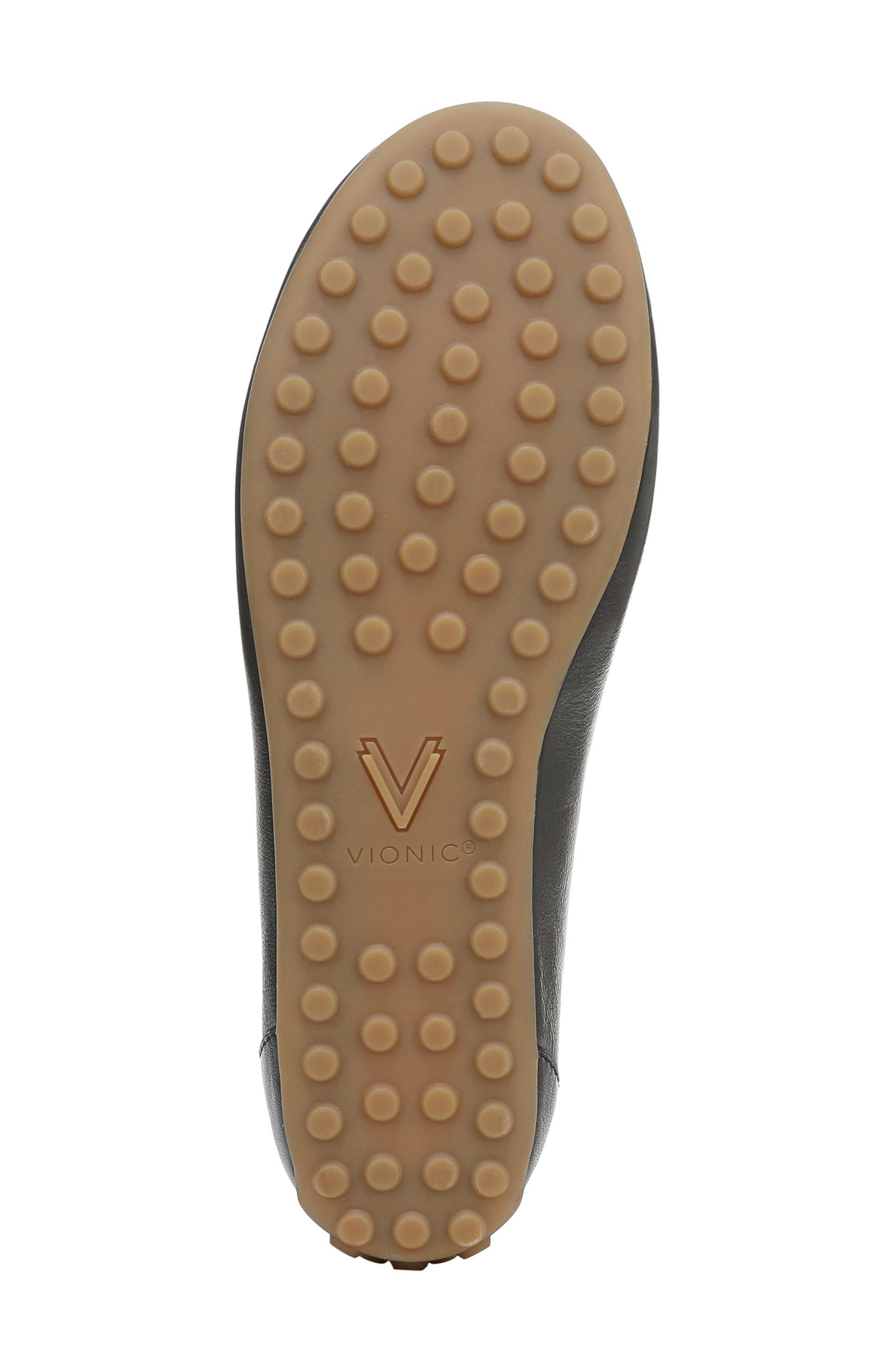 Vionic Taryn Driving Loafer, Alternate, color, Black