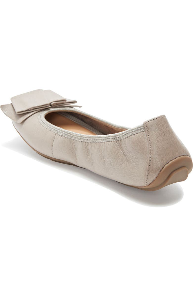 Me Too 'Lilyana 2.0' Flat, Alternate, color,