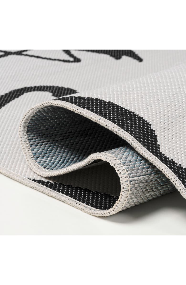 JONATHAN Y Liana Casual Coastal Flamingos Two-Tone Indoor/Outdoor Area Rug, Alternate, color, White/Black