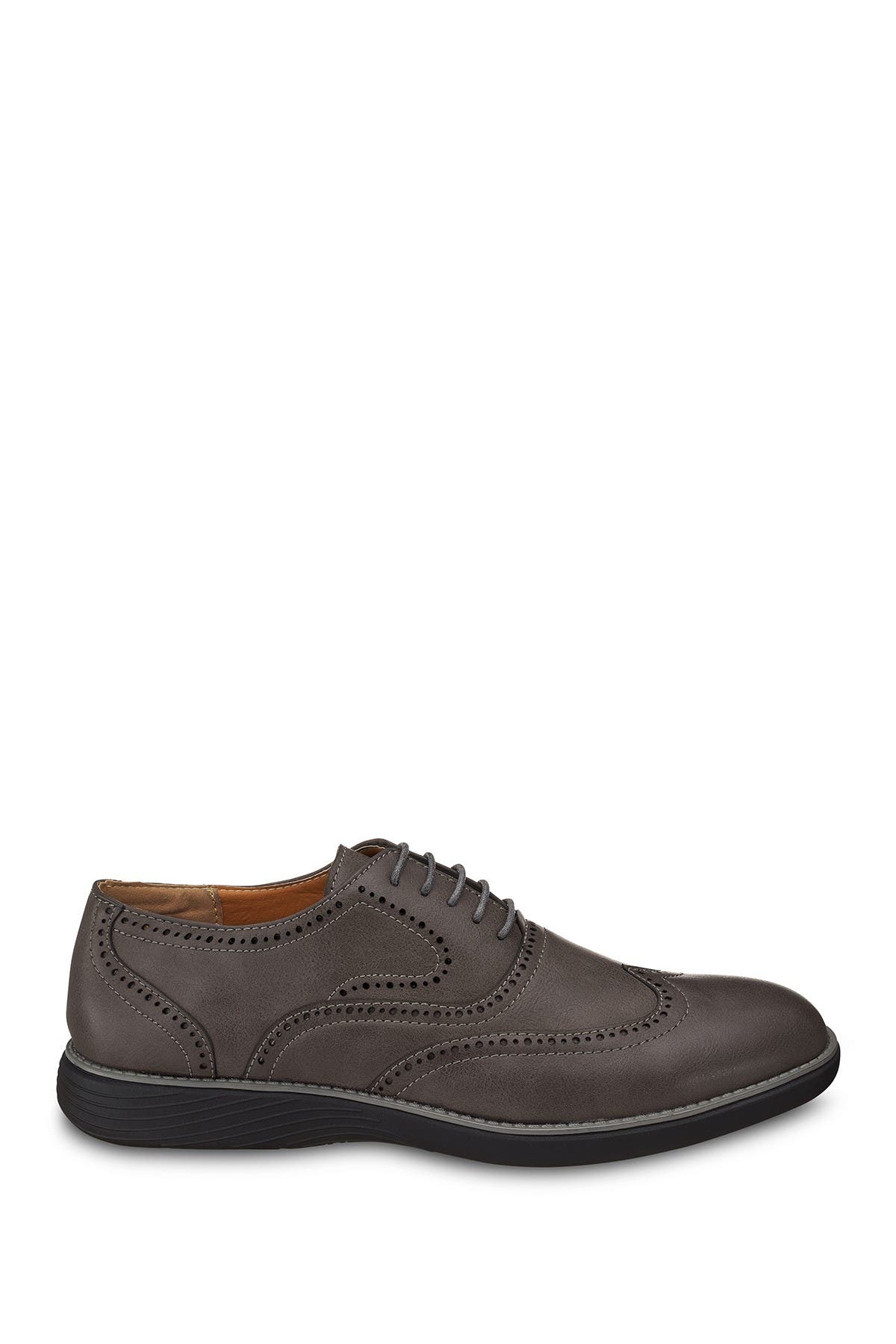 Members Only Wingtip Oxford Shoe, Alternate, color, 