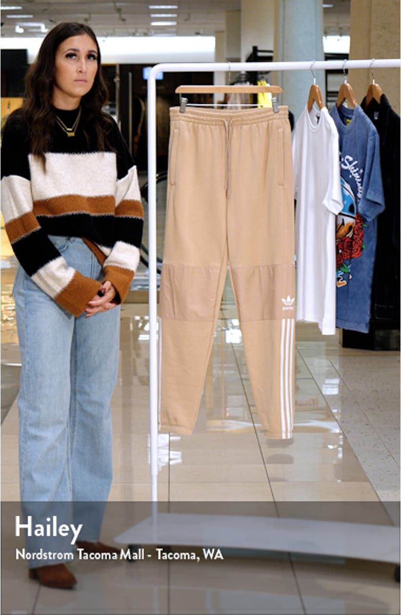 Adicolor Parley Organic Cotton Sweatpants, sales video thumbnail