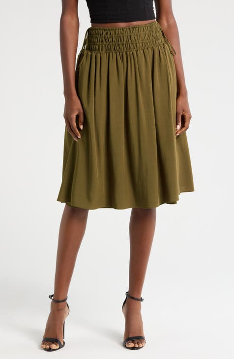 Green skirt knee length best sale