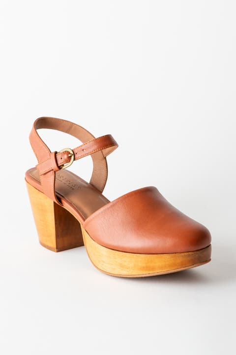 Willow Mary Jane Platform Clog