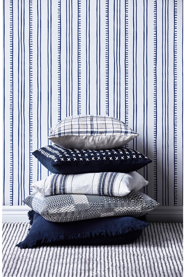 Billow Scatter Accent Pillow, Alternate, color, NAVY/ WHITE
