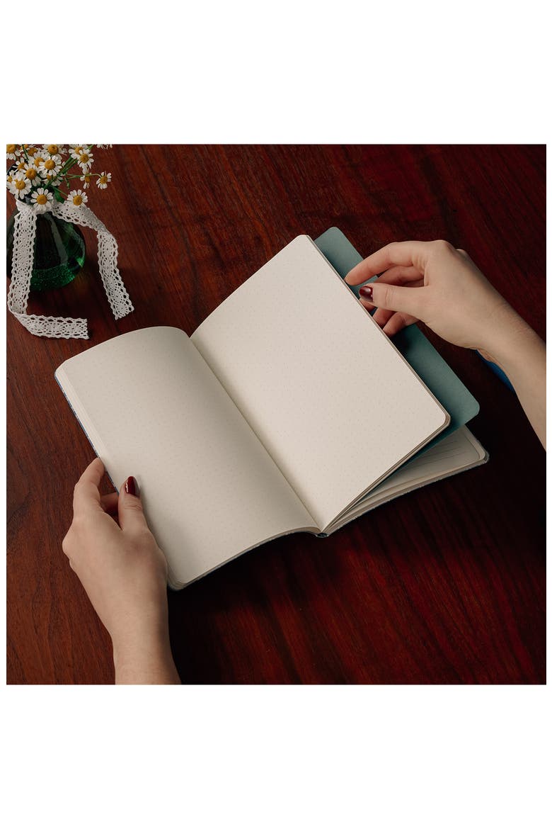 Clover Notebook, Alternate, color, BLUE